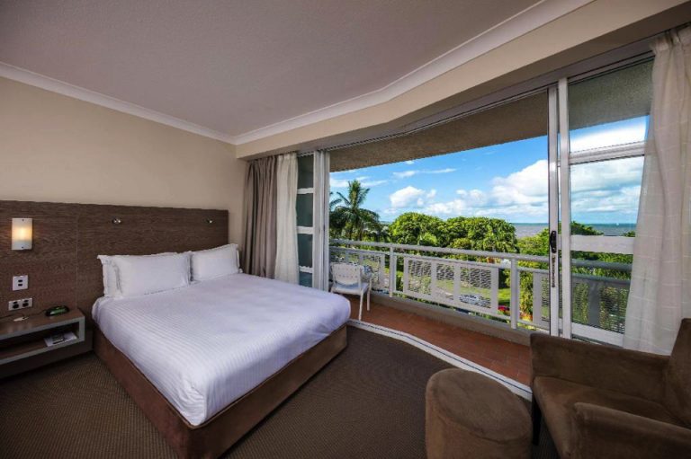 21c39102a33d6dff3761efaf4e792161 copy