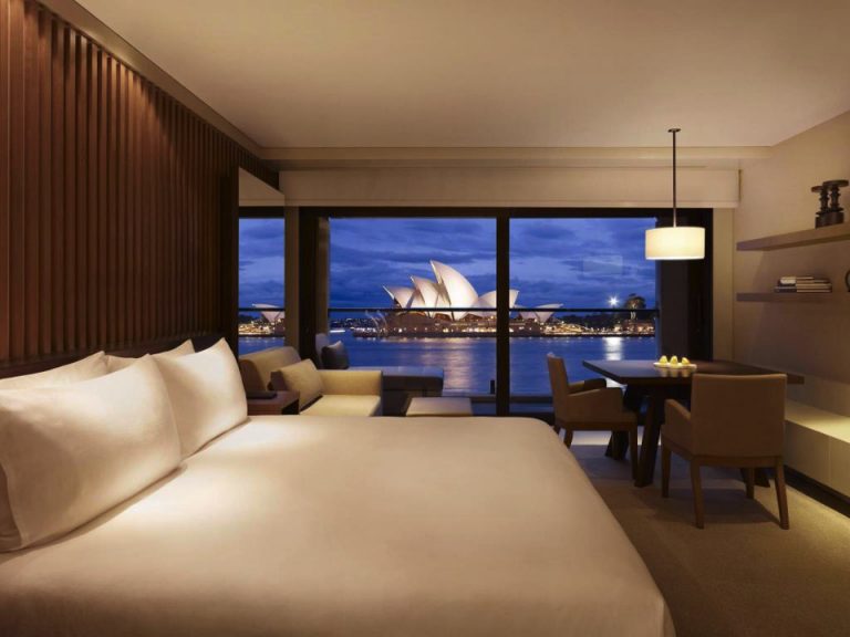 3933_17112812000059945393 copy