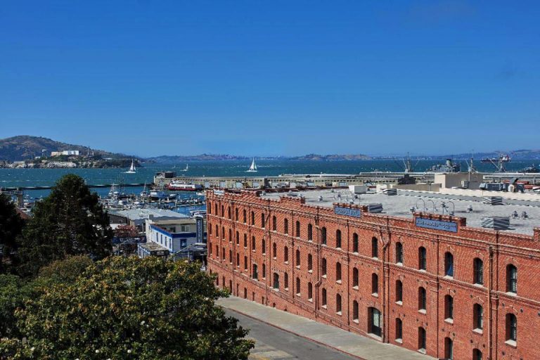 bfe7a2ef6d49e69b53607618a8178ccf copy