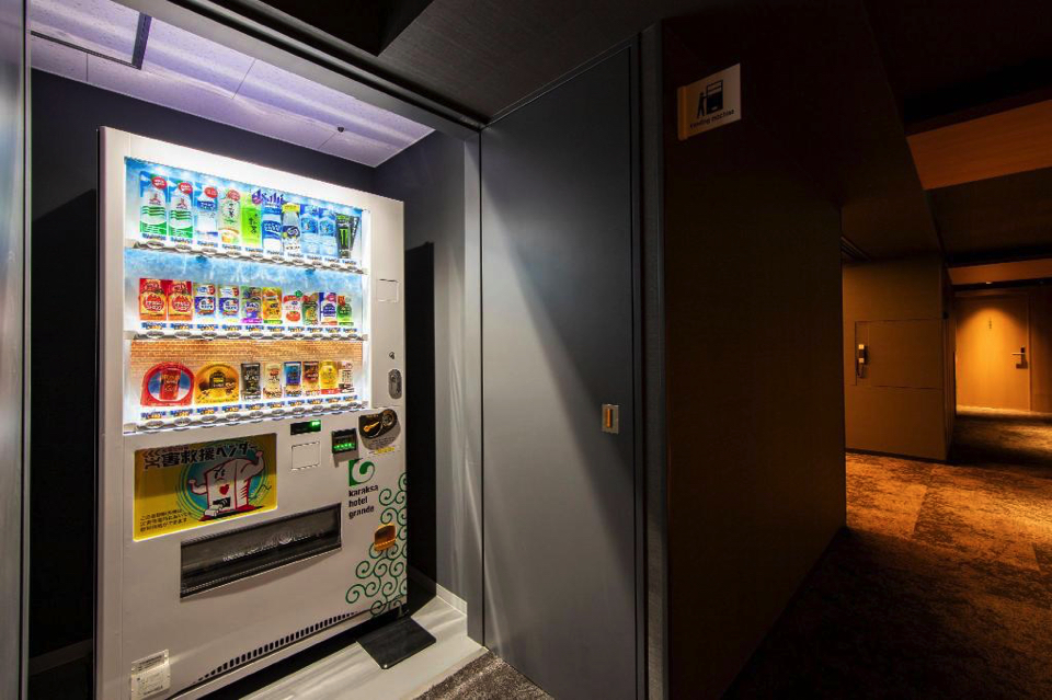 c3d6cae5d48bd3f2cc4597d9999b74da copy