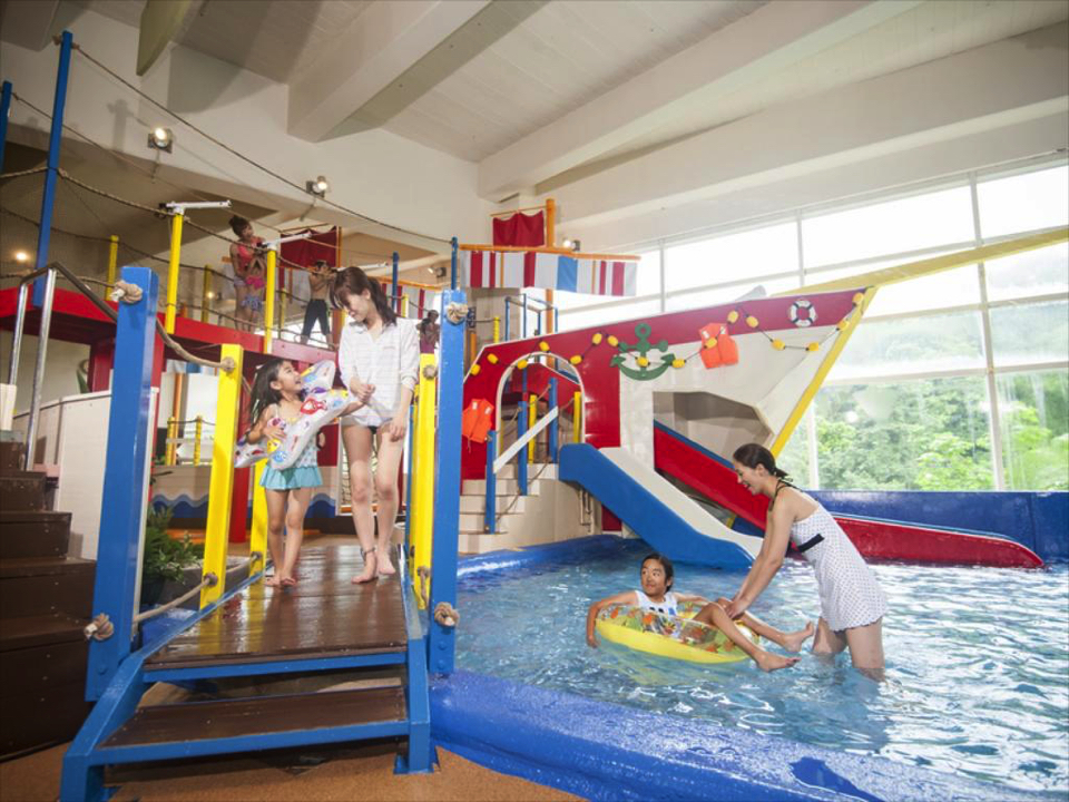 411058_16071411350044666875 copy