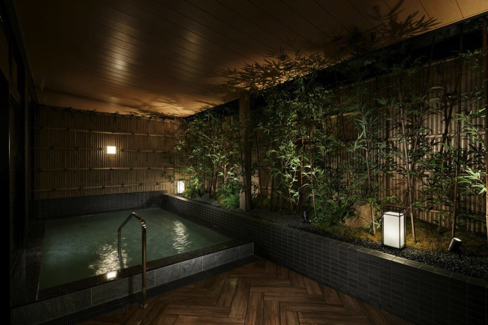 83384a09d02642ad8b7a21ec0772ff17 copy